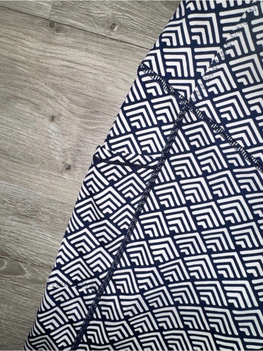Geometric Print High Rise Compression Leggings Side Pocket XS - Picture 5 of 5